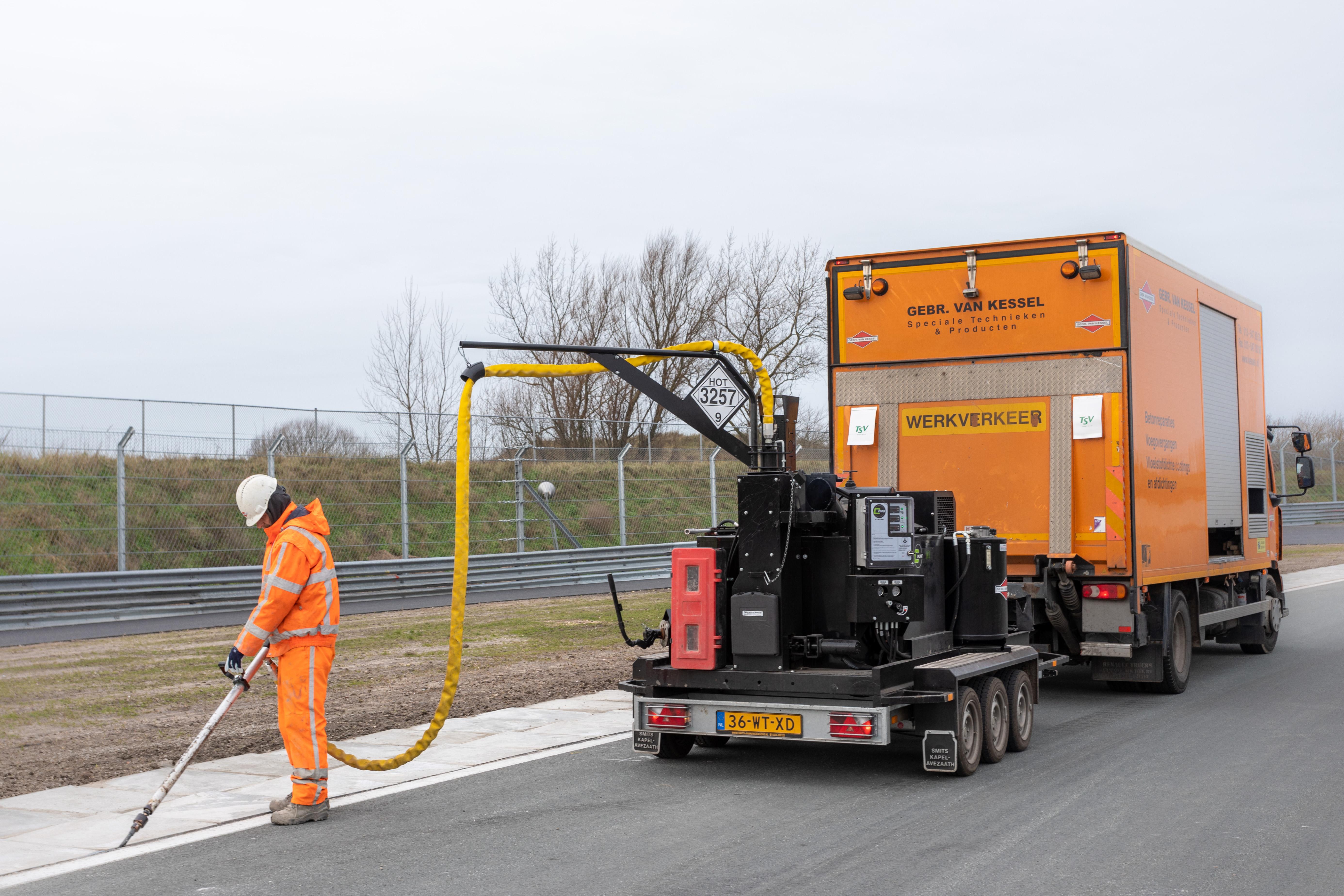 Naden vullen kerbstones Zandvoort